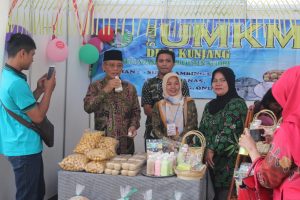Festival Kelud 2018, Puluhan Stand UMKM Padati Lokasi Lapangan Rest Area Lereng Gunung Kelud