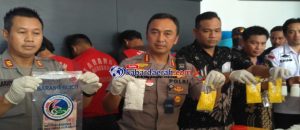 Polrestabes Surabaya Gagalkan Pengedaran Pil Koplo Di Surabaya.