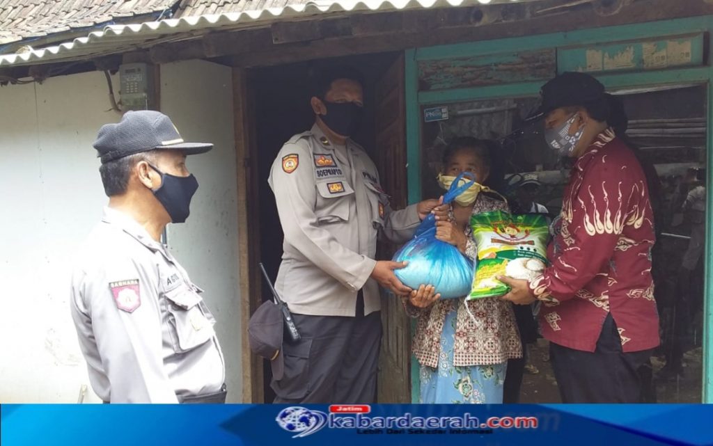 Bentuk Kepedulian Polsek Maesan Kepada Warga Kurang Mampu
