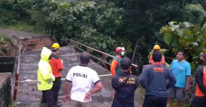 Wakil Ketua DPRD Kabupten Blitar Mujib Prihatin Banyaknya Bencana Alam Yang Melanda Didaerahnya
