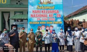 Harganas ke-28 Pelayanan MKJP Serentak Sejuta Akseptor Bupati Karna Minta Pernikahan di Usia Matang