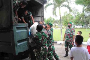 Kodim 0806/Trenggalek Salurkan Bantuan Untuk Korban Erupsi Semeru