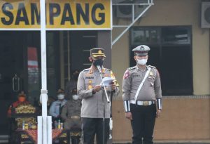 Jelang Nataru, Kapolres Sampang Pimpin Apel Gelar Pasukan Operasi Lilin Semeru 2021