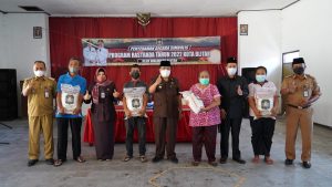 Wali Kota Blitar Serahkan Rastrada Tahun 2022 Secara Simbolis di Kecamatan Sananwetan.