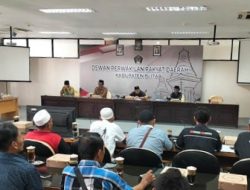 Komisi III DPRD Hearing dengan Masyarakat Peduli Kabupaten Blitar Membahas Tambang.