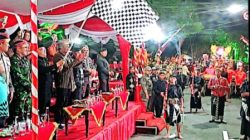 Walikota Berangkatkan Kirab Bedhol Pusaka dari Istana Gebang ke Kantor Wali Kota Blitar