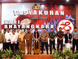 Semarak Hari Bhayangkara ke-78 di Polres Sumenep, Tasyakuran Meriah Bersama Gus Miftah