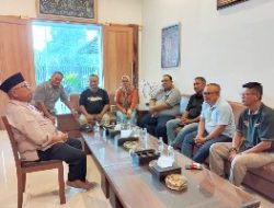Bupati Blitar Terpilih Drs. Rijanto  Sambut Hangat Kunjungan  Persaudaraan Kepala Desa “PKD”